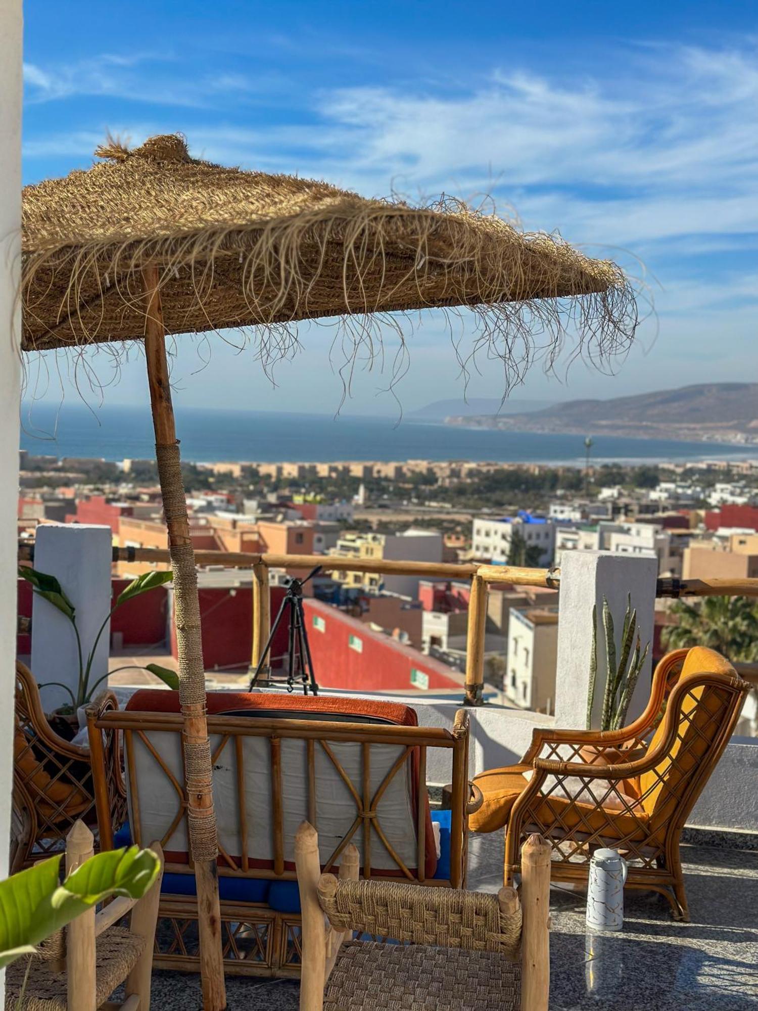 Paddle Out Morocco Hostel Tamraght ภายนอก รูปภาพ