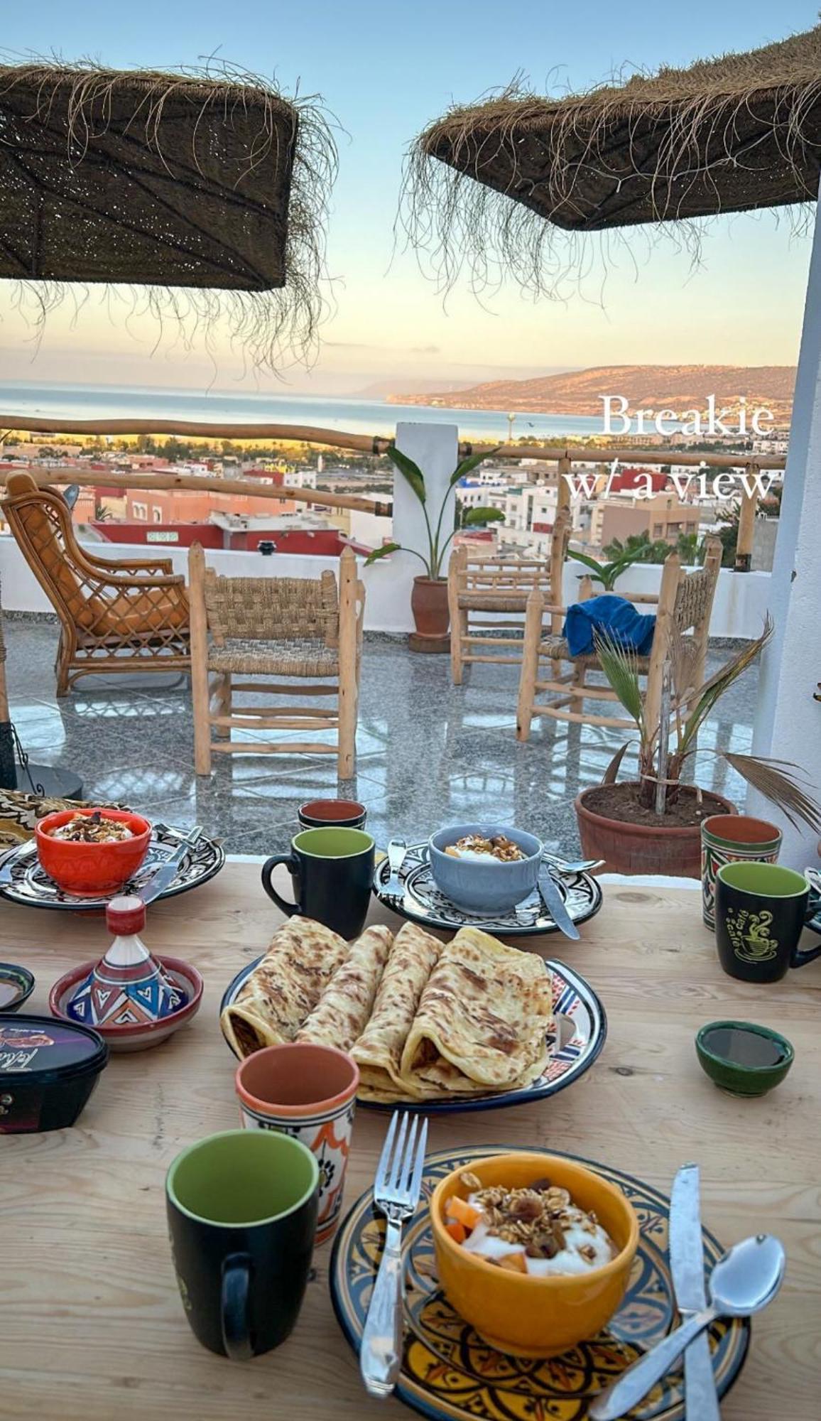 Paddle Out Morocco Hostel Tamraght ภายนอก รูปภาพ